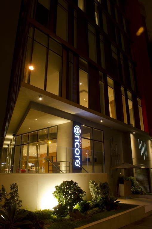 Ramada Encore By Wyndham Lima San Isidro Exterior photo